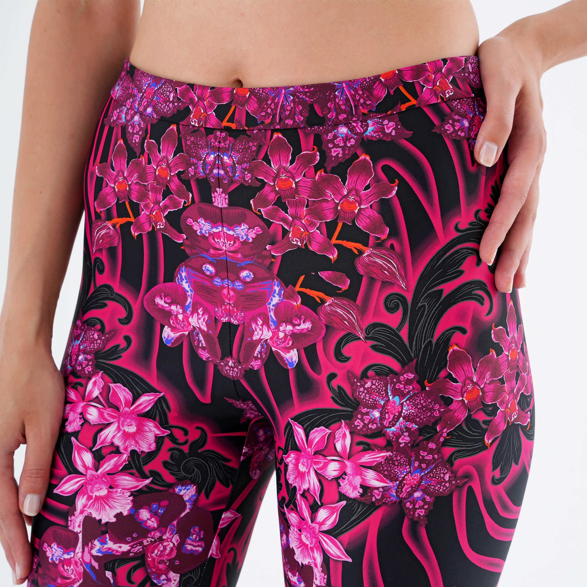 Versace- Fuschia & Black Floral  Printed Leggings IT42